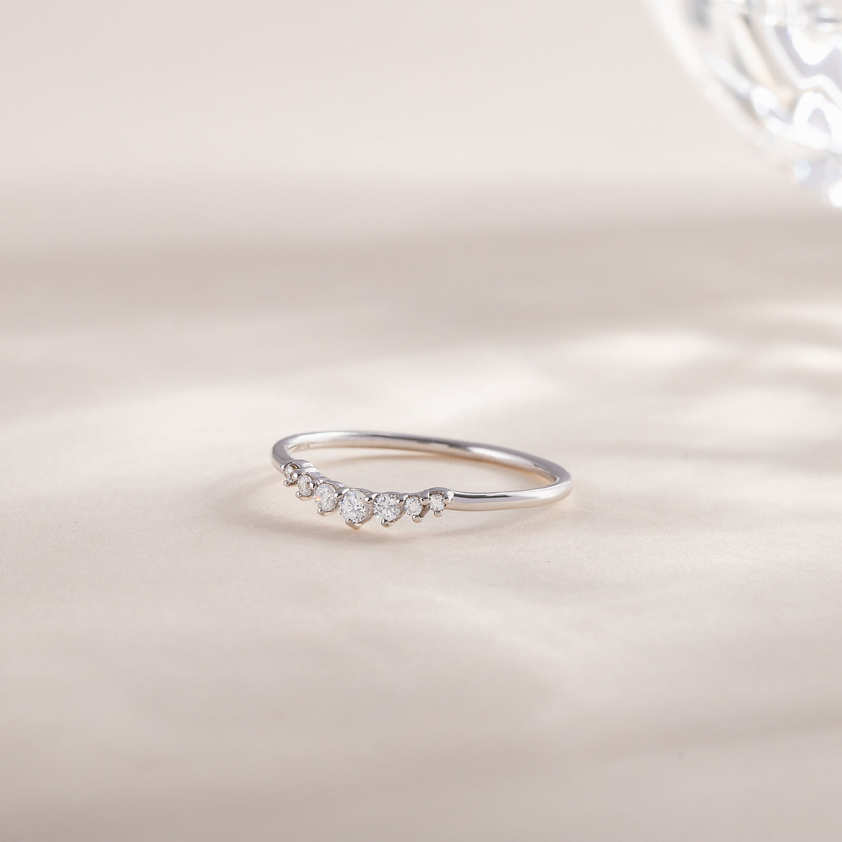 Elara White Gold Moissanite Band
