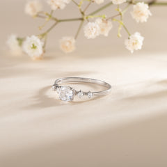 Damen zierlicher Verlobungsring aus 925 Sterling Silber mit Zirkonia
