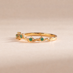 Aveline Yellow Gold Emerald Leaf Band