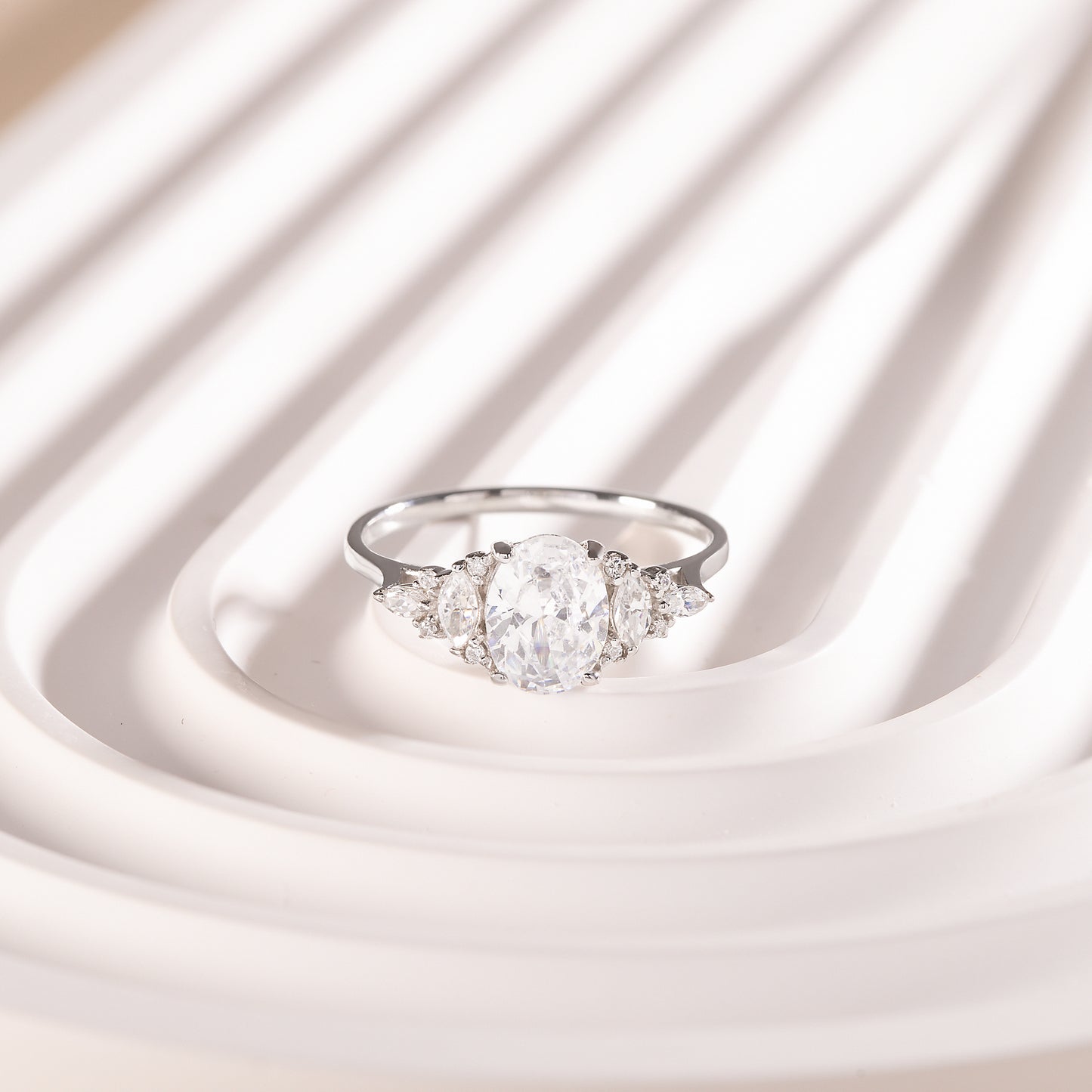 Vintage Style Art Deco 925 Sterling Silver Oval & Marquise Cut Cubic Zirconia Engagement Ring