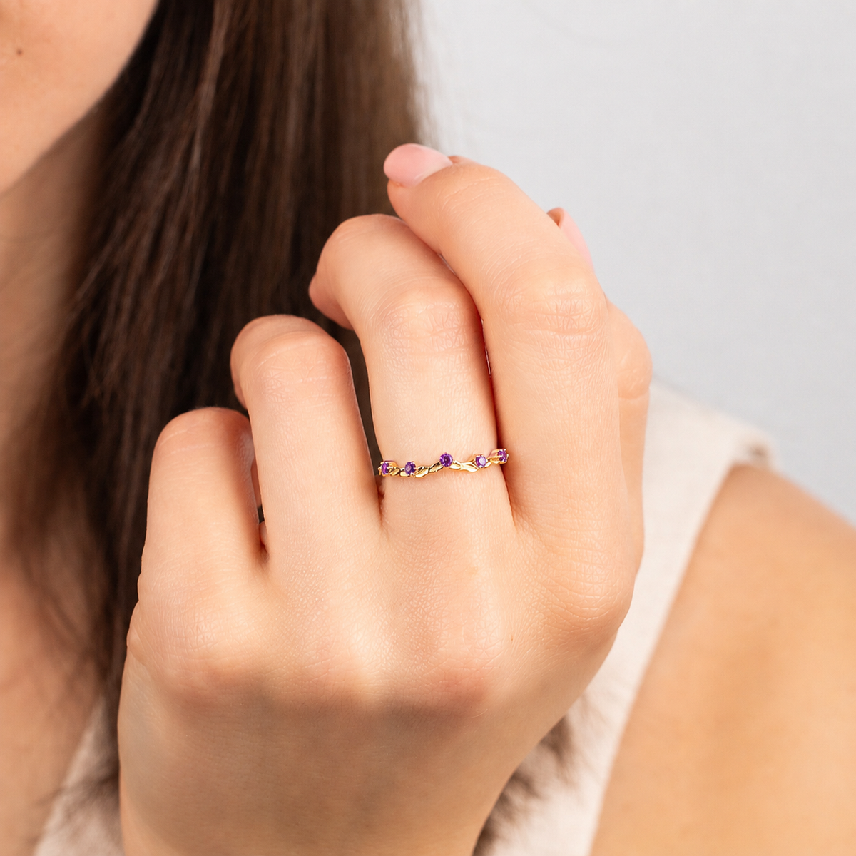 Aveline Yellow Gold Amethyst Leaf Band