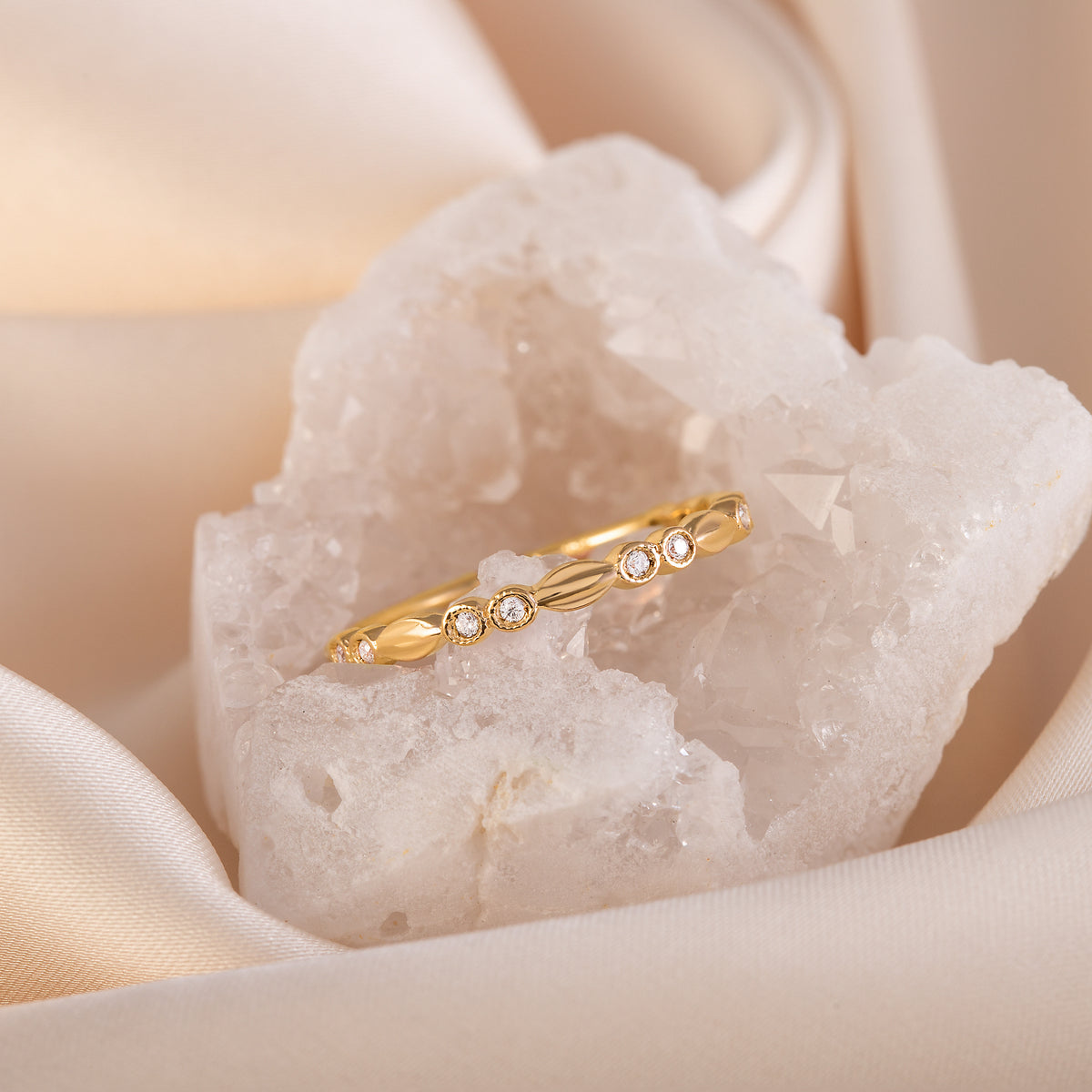 Elowen Yellow Gold Diamond Leaf Band