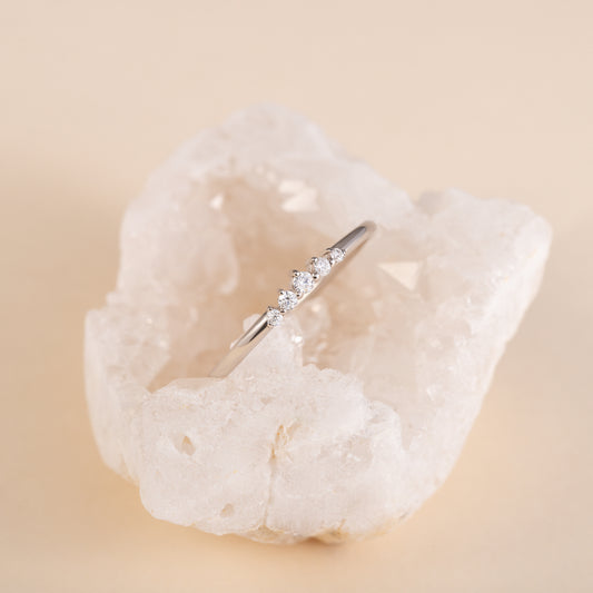 Minimalist Delicate 925 Sterling Silver CZ Chevron Women Wedding Band
