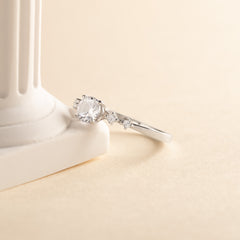 Damen zierlicher Verlobungsring aus 925 Sterling Silber mit Zirkonia