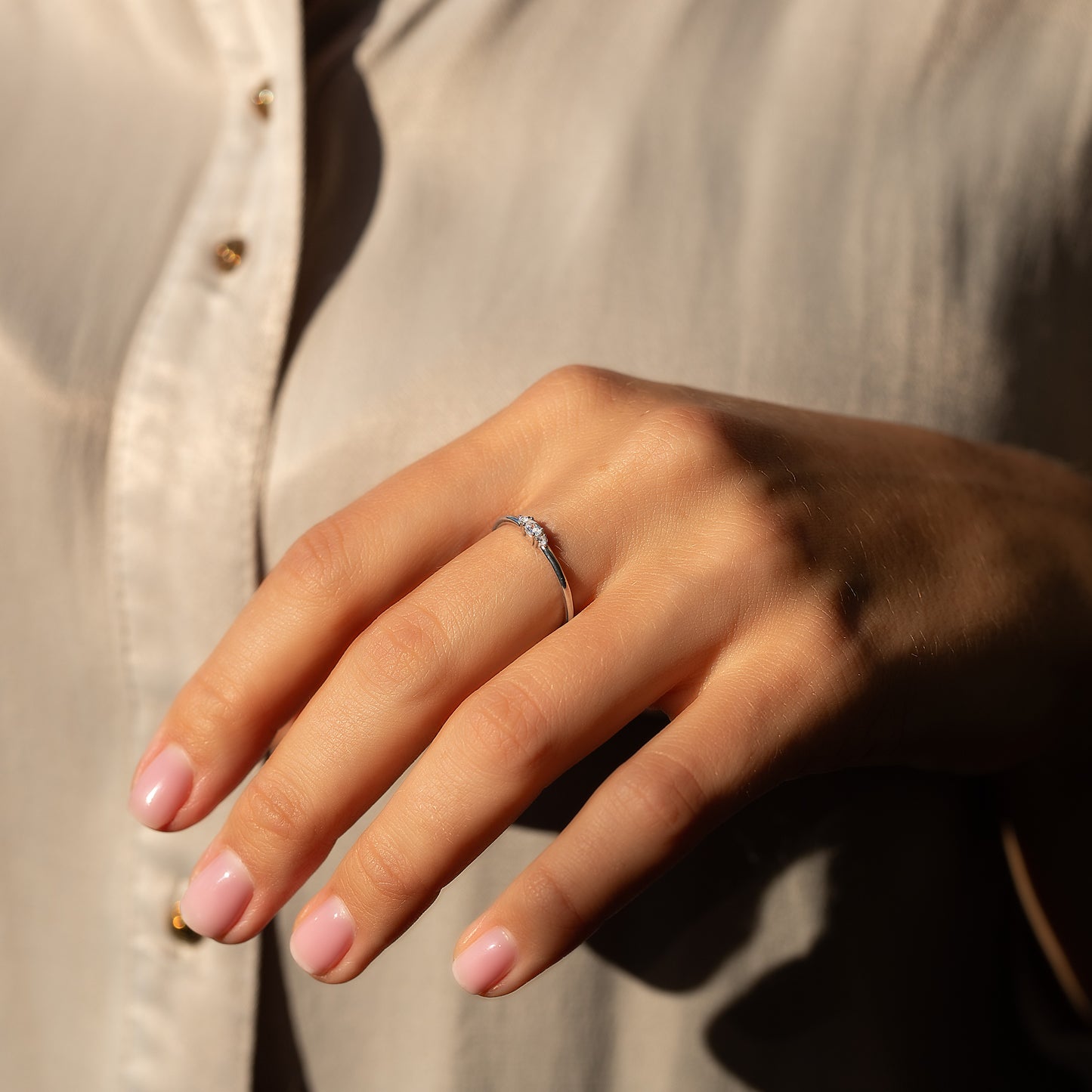 Minimalist Delicate 925 Sterling Silver 3 Stone Setting Oval CZ Promise Ring for Her