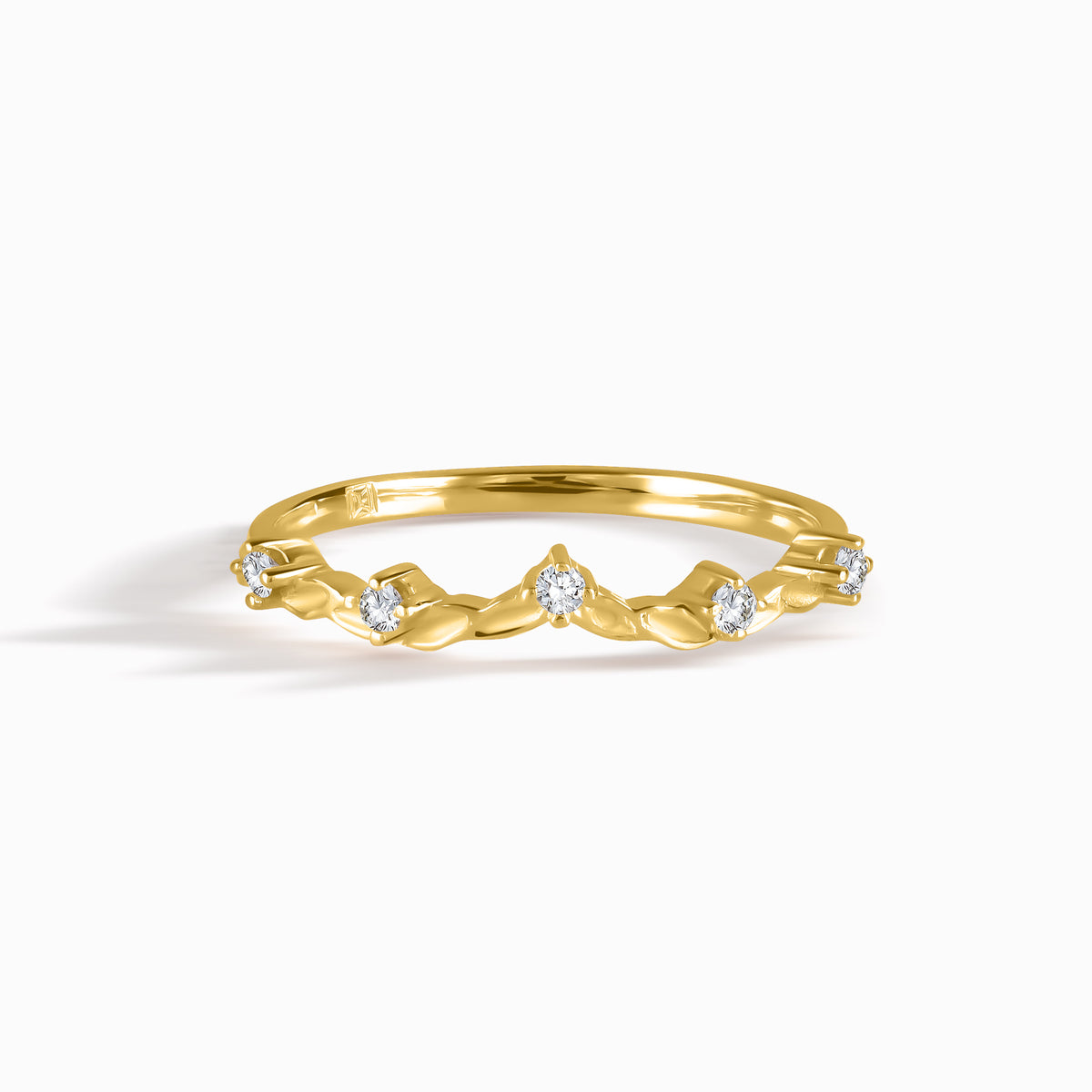 Aveline Yellow Gold Diamond Vine Band